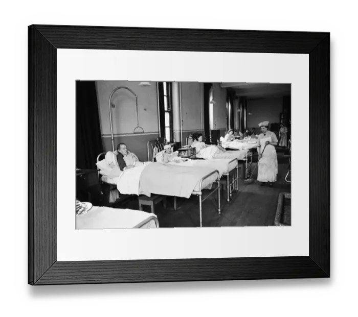 Framed Print : V2 Rocket incident at Bethnal Green. Casualties in the hospital. 8th February 1945 Framed Print : V2 Rocket incident at Bethnal Green. Casualties in the hospital. 8th February 1945