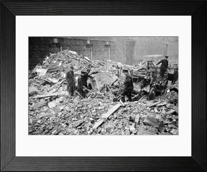 Framed Print : Fire appliances trapped and burnt after the night of bombing on 29th December 1940