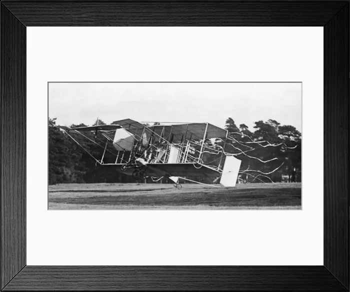 Framed Print : The British Army Aeroplane Number 1 seen here being flown by Samuel Franklin Cody Framed Print : The British Army Aeroplane Number 1 seen here being flown by Samuel Franklin Cody