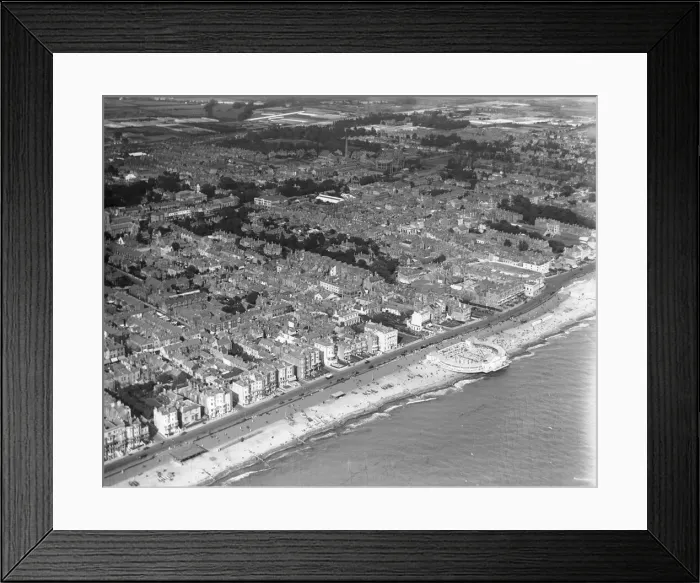 Framed Print : Aerial view of Worthing. Circa 1926 Local Caption These are rough scans Framed Print : Aerial view of Worthing. Circa 1926 Local Caption These are rough scans