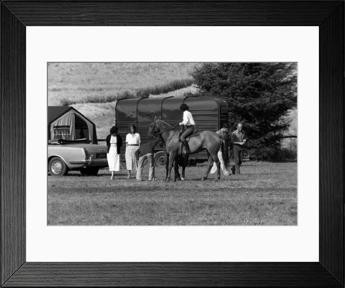 Framed Print : Sabrina Guinness with Prince Charles August 1979 at Midhurst stables Framed Print : Sabrina Guinness with Prince Charles August 1979 at Midhurst stables