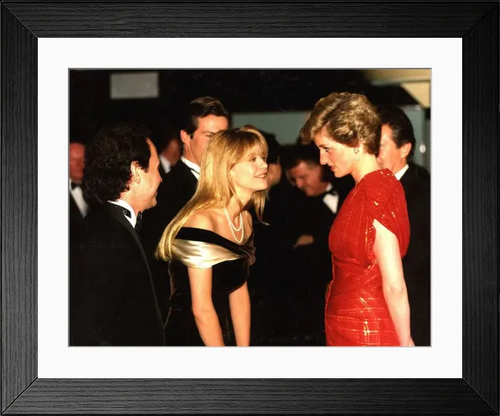 Framed Print : Diana Princess of Wales attends the Premiere of When Harry met Sally Framed Print : Diana Princess of Wales attends the Premiere of When Harry met Sally