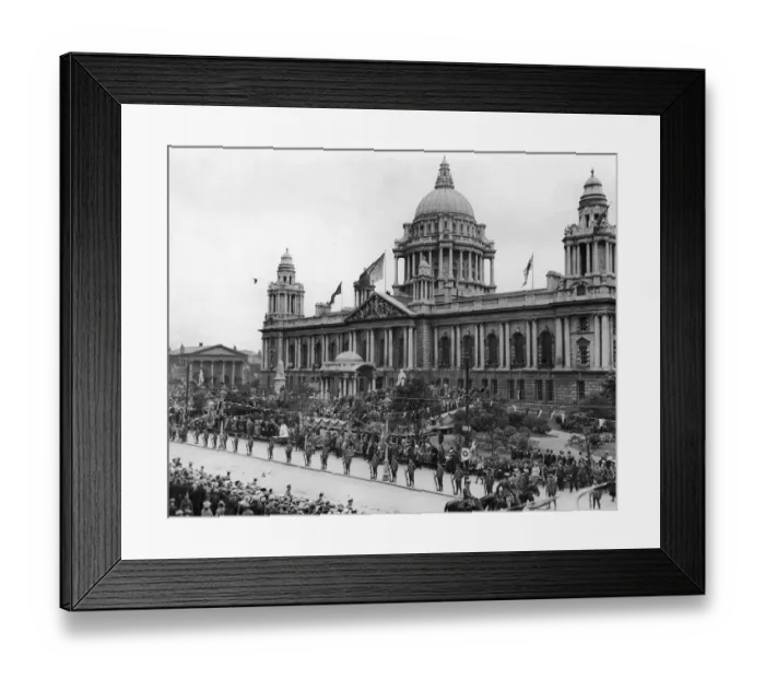 Framed Print : Scene outside the City hall in Belfast during the opening ceremoney. 13th June 1921 Framed Print : Scene outside the City hall in Belfast during the opening ceremoney. 13th June 1921