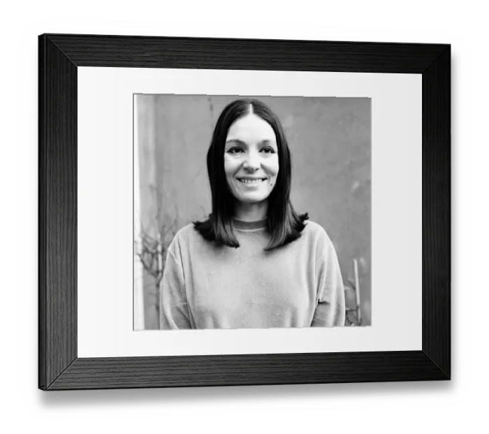 Framed Print : Nana Mouskouri, International Singing Star, pictured at her Belgravia flat in London