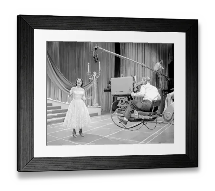 Framed Print : Television Programmes Royal variety show actress performing in front of the tv camera Framed Print : Television Programmes Royal variety show actress performing in front of the tv camera