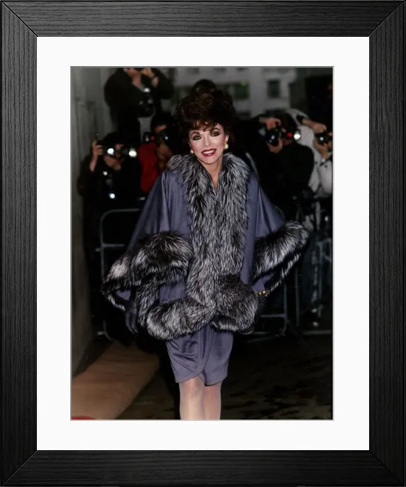 Framed Print : British actress Joan Collins, March 1989 Framed Print : British actress Joan Collins, March 1989