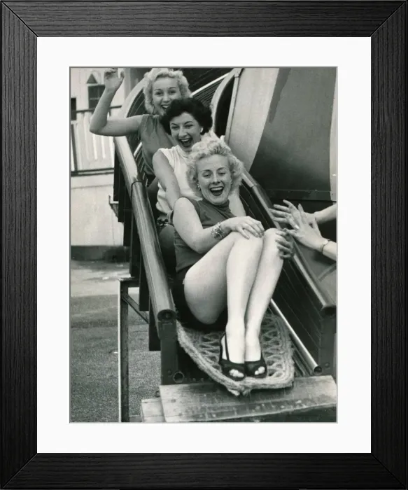 Framed Print : The girls of the Lid Theatre take a beak from the chorus Framed Print : The girls of the Lid Theatre take a beak from the chorus