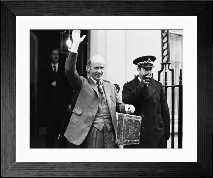 Framed Print : Chancellor of the Exchequer Anthony Barber waveas as he holds his red budget box Framed Print : Chancellor of the Exchequer Anthony Barber waveas as he holds his red budget box