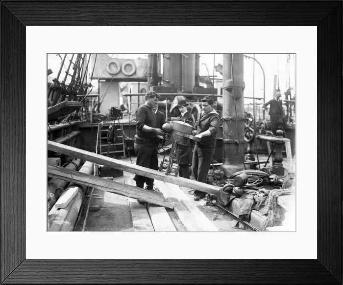 Framed Print : Petty Officer Edgar Evans RIGHT Petty Officer Evans Framed Print : Petty Officer Edgar Evans RIGHT Petty Officer Evans