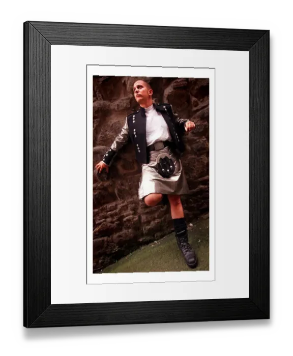 Framed Print : Kilt fashion for men, August 1998 Howard Nicholsby PVC kilt with matching jacket Framed Print : Kilt fashion for men, August 1998 Howard Nicholsby PVC kilt with matching jacket