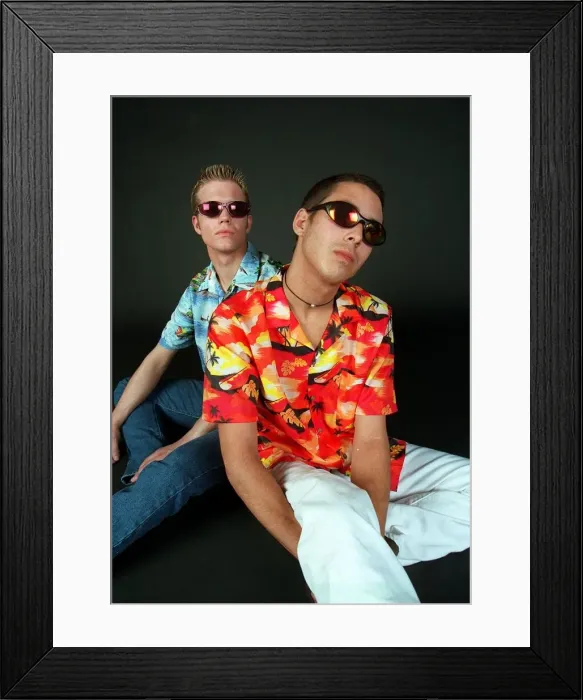 Framed Print : SHIRT FASHION Framed Print : SHIRT FASHION