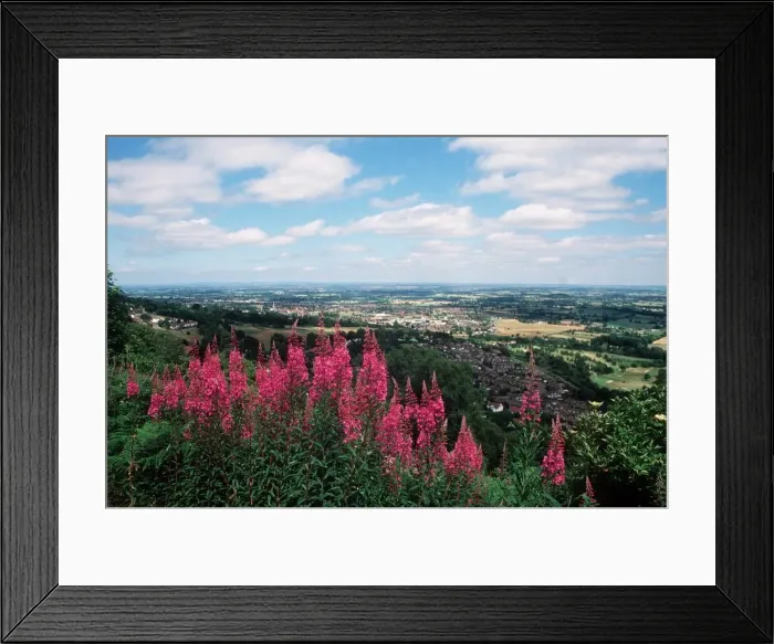 Framed Print : Pinnacle Hill in the Malverns, Worcestershire Framed Print : Pinnacle Hill in the Malverns, Worcestershire