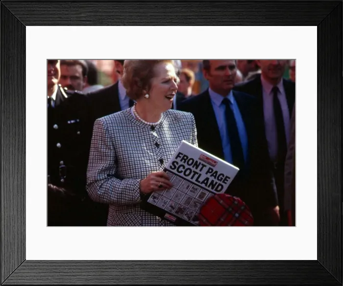 Framed Print : Margaret Thatcher with copy of Daily Record book March 1988 Framed Print : Margaret Thatcher with copy of Daily Record book March 1988