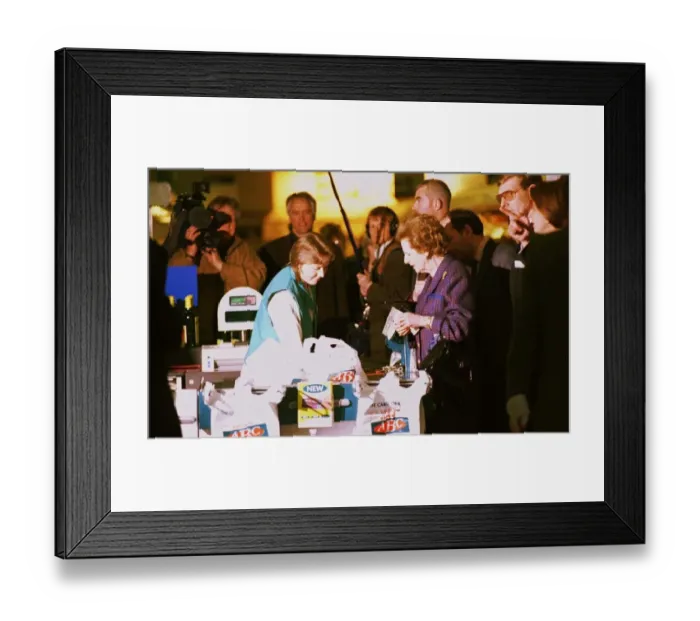 Framed Print : Baroness Thatcher goes shopping at a Stirling supermarket April 21 Framed Print : Baroness Thatcher goes shopping at a Stirling supermarket April 21
