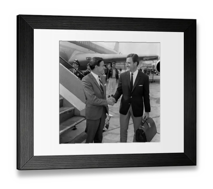 Framed Print : Jim Clark shakes hand with Graham Hill at LAP 1966 Framed Print : Jim Clark shakes hand with Graham Hill at LAP 1966
