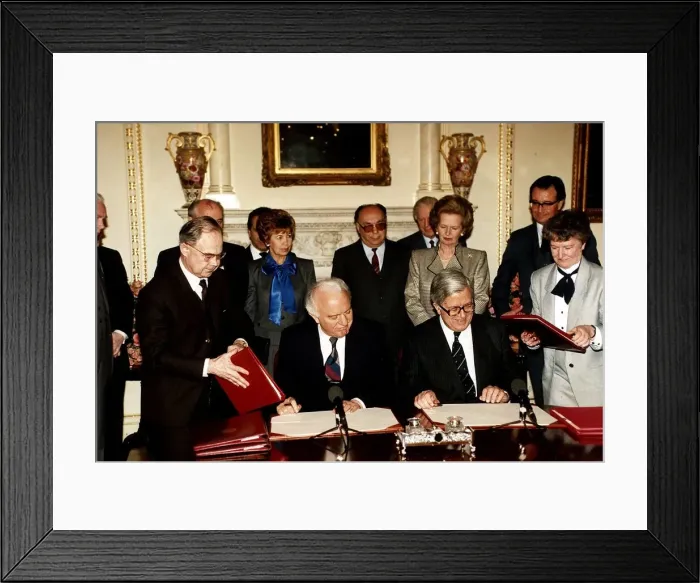 Framed Print : Soviet leader Mikail Gorbachev, British Prime Minister Thatcher Framed Print : Soviet leader Mikail Gorbachev, British Prime Minister Thatcher