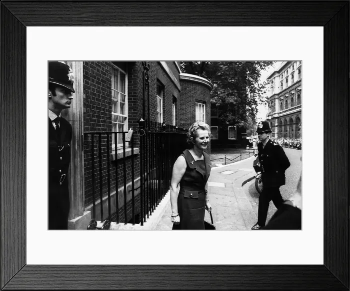 Framed Print : Margaret Thatcher Conservative MP Margaret Thatcher leaving No10 Downing Street Framed Print : Margaret Thatcher Conservative MP Margaret Thatcher leaving No10 Downing Street