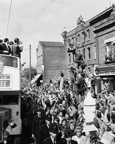 Tottenham Hotspur Cup Final v Leicester and drive through Tottenham, 6th May 1961