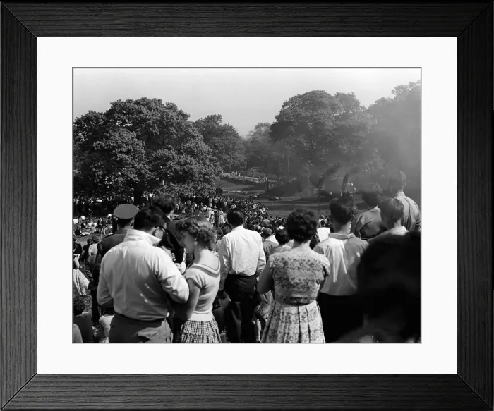 Framed Print : Formula One Motor Racing Driver at the Crystal Palace race Meeting Framed Print : Formula One Motor Racing Driver at the Crystal Palace race Meeting