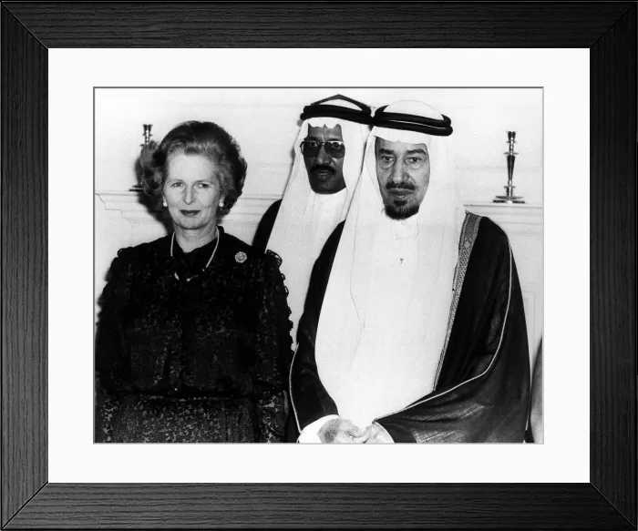 Framed Print : Margaret Thatcher with King Khaled of Saudi Arabia June 1981 Framed Print : Margaret Thatcher with King Khaled of Saudi Arabia June 1981