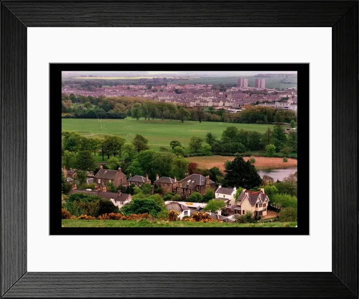 Framed Print : Edinburgh gangs May 1998 Duddingston village and Niddrie Framed Print : Edinburgh gangs May 1998 Duddingston village and Niddrie