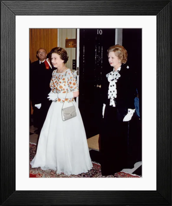 Framed Print : Her Majesty Queen Elizabeth II and Prime Minister Margaret Thatcher at Number 10 Downing Framed Print : Her Majesty Queen Elizabeth II and Prime Minister Margaret Thatcher at Number 10 Downing