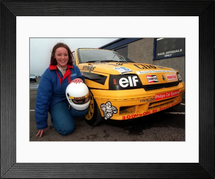 Framed Print : Sacha Pearl racing driving instructor mechanic Knockhill Dunfermline Renault Clio helmet Framed Print : Sacha Pearl racing driving instructor mechanic Knockhill Dunfermline Renault Clio helmet