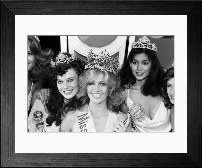 Framed Print : Miss World 1980. Miss Germany Gabriella Brum is crowned Miss World 13th November 1980
