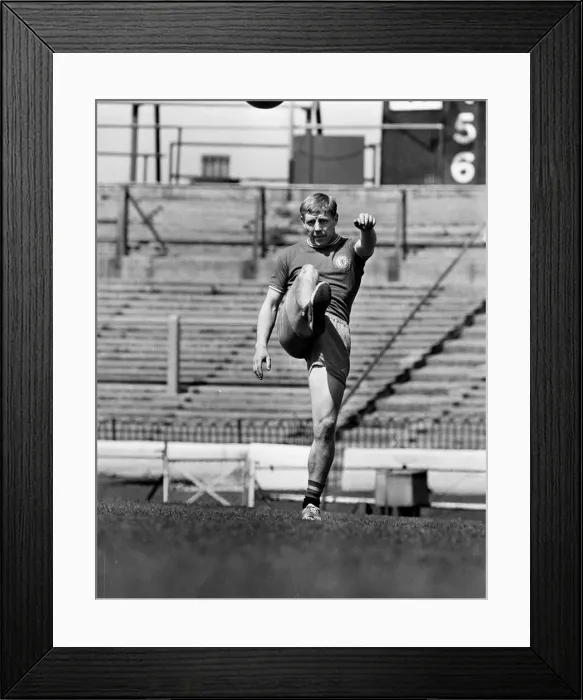 Framed Print : Ken Shellito Chelsea FC Football Player, 9th May 1963. Local Caption Framed Print : Ken Shellito Chelsea FC Football Player, 9th May 1963. Local Caption