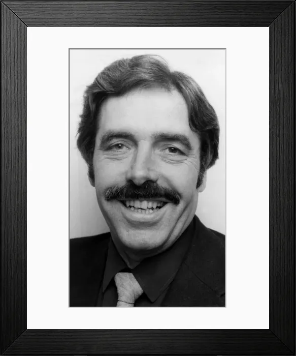 Framed Print : Jimmy Reid 26th April 1983. Jimmy Reid is a Scottish journalist & TV Framed Print : Jimmy Reid 26th April 1983. Jimmy Reid is a Scottish journalist & TV