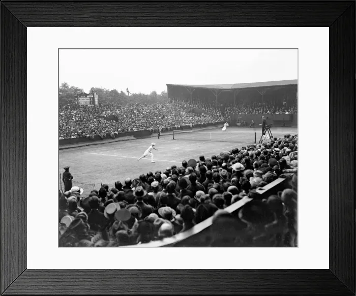 Framed Print : Tennis Championships at Wimbledon Mlle Suzanne Lenglen v Mrs Lambert Chambers Framed Print : Tennis Championships at Wimbledon Mlle Suzanne Lenglen v Mrs Lambert Chambers