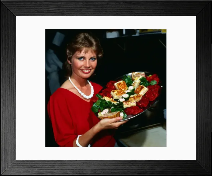 Framed Print : Dee Hepburn appearing in Crossroads June 1985 Framed Print : Dee Hepburn appearing in Crossroads June 1985