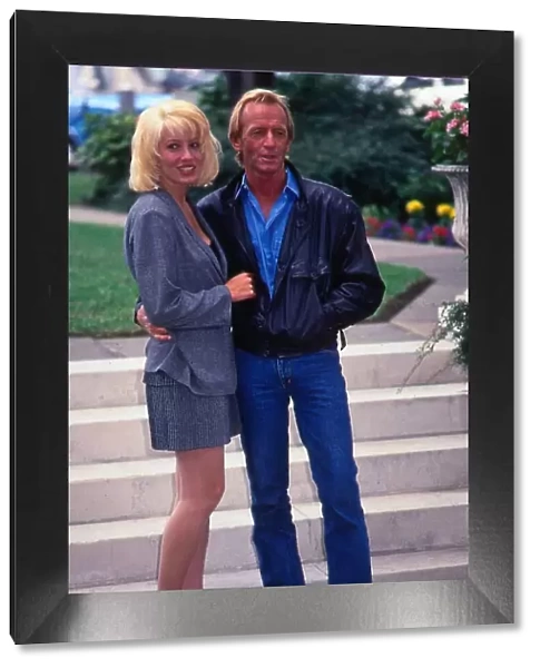 Paul Hogan actor June 1988 With actress Linda Kozlowski
