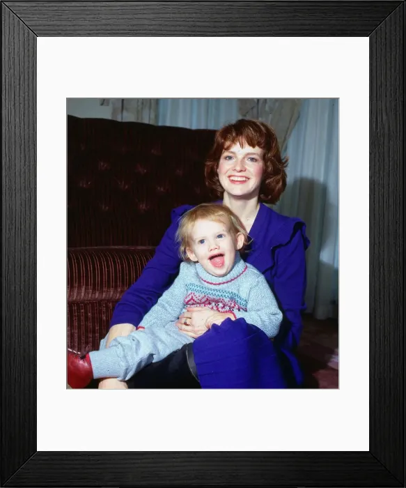 Framed Print : Blair Brown actress November 1983 with son child Framed Print : Blair Brown actress November 1983 with son child