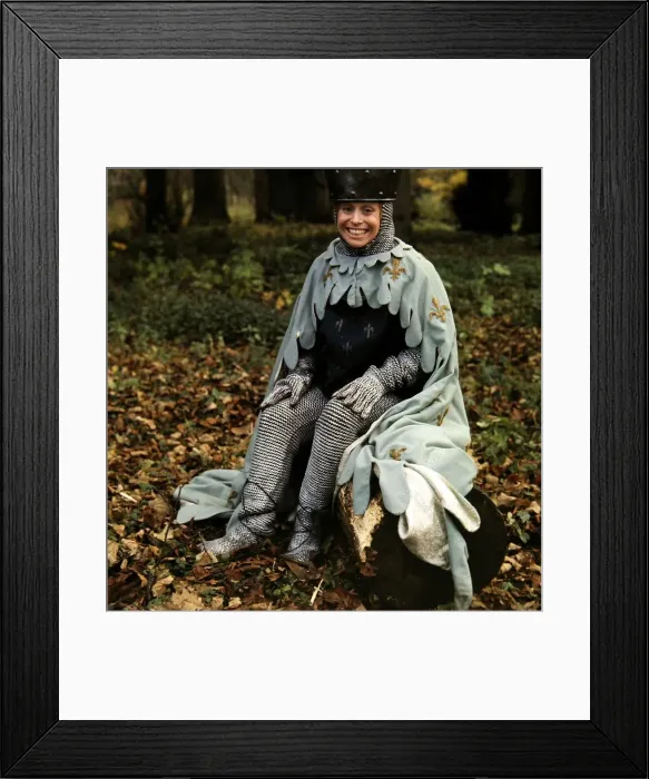 Framed Print : Babara Windsor Actress A©Daily Mirror Framed Print : Babara Windsor Actress A©Daily Mirror