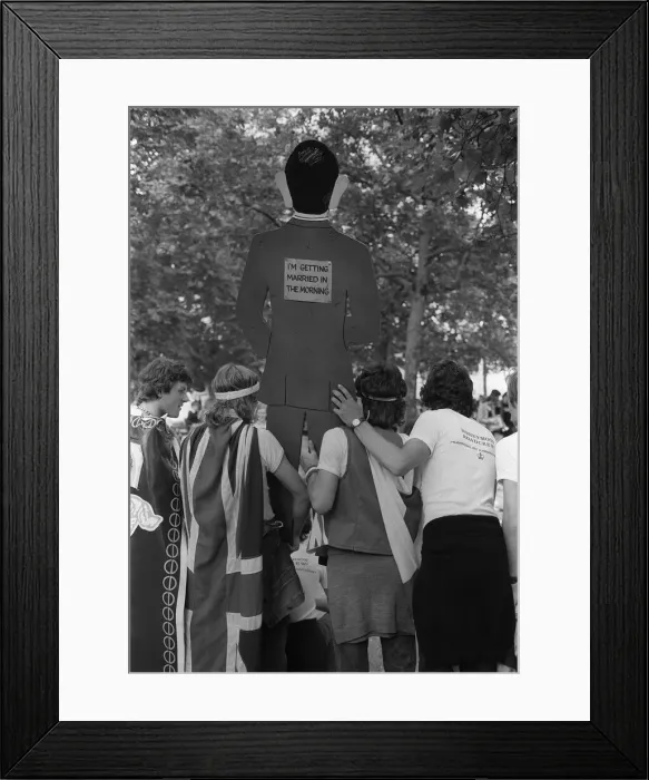 Framed Print : Prince Charles wedding - Honeymoon road crew, Jul 119981 Framed Print : Prince Charles wedding - Honeymoon road crew, Jul 119981