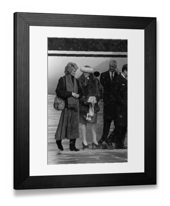 Framed Print : Prince Charles, Princess Diana & Duchess of York arrive in Zurich en route to Klosters