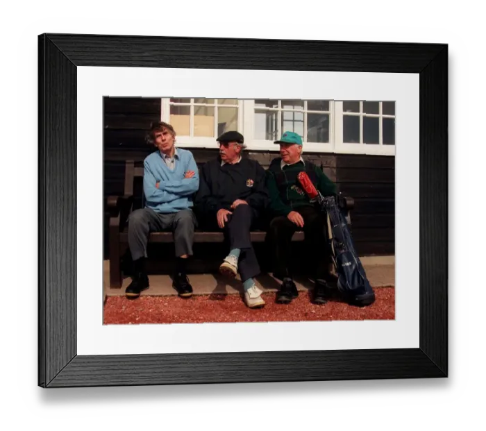 Framed Print : New Hibernian Football Club chairman Tom O Malley (centre Framed Print : New Hibernian Football Club chairman Tom O Malley (centre
