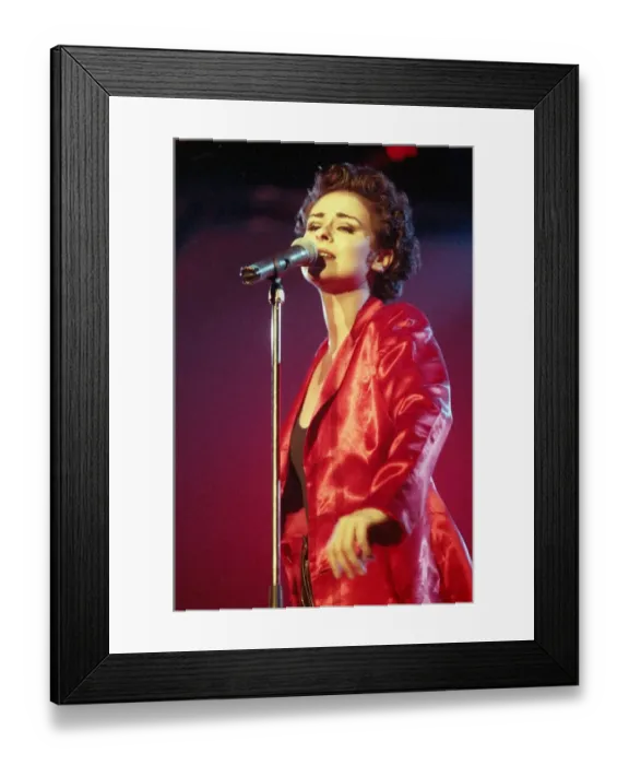 Framed Print : Lisa Stansfield in concert at the NEC Arena in Birmingham 24th June 1992