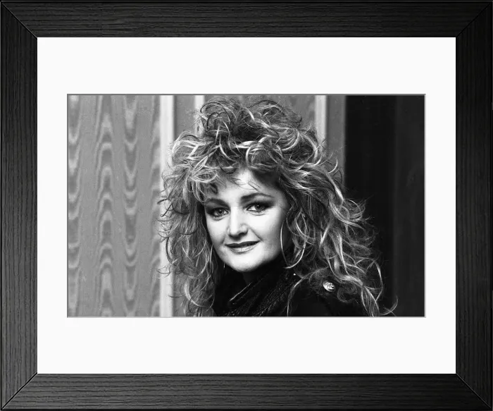 Framed Print : Bonnie Tyler at the Penns Hall Hotel, Sutton Coldfield 27th January 1988