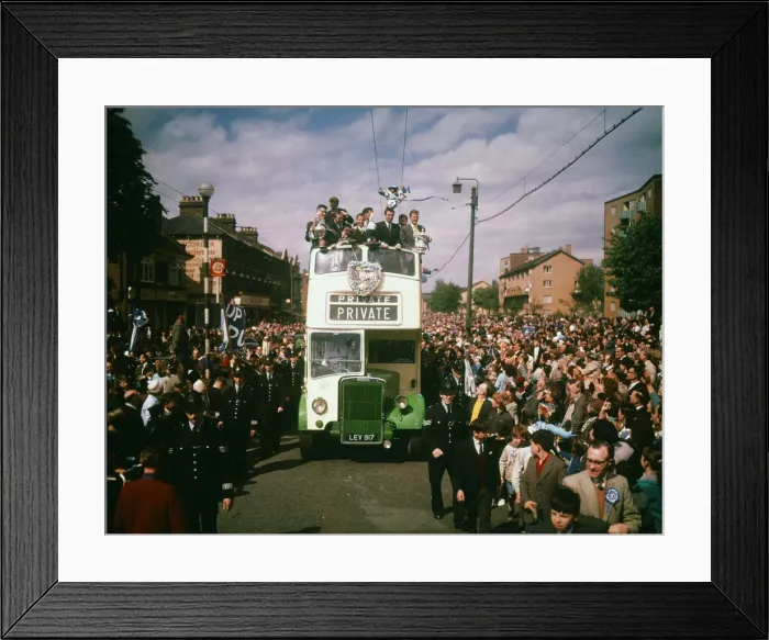 Framed Print : 1960 1961 Tottenham Hotspur Double Winning Season, Spurs team return to London in open
