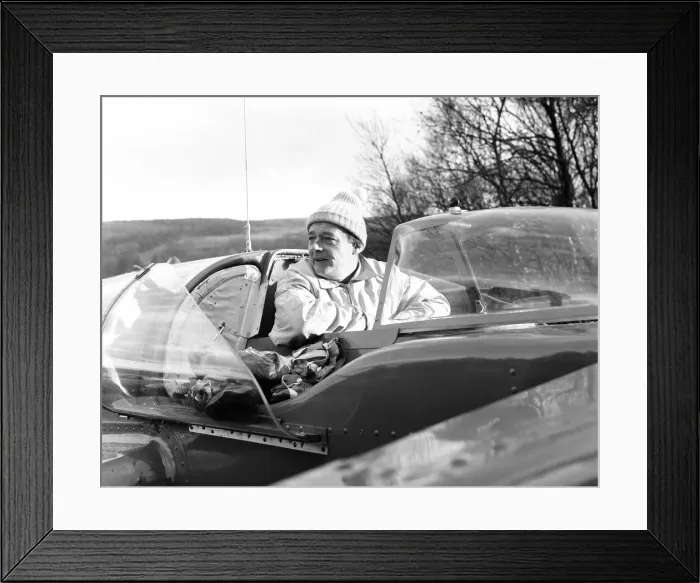 Framed Print : Donald Campbell takes Bluebird on Coniston Water for the first time Framed Print : Donald Campbell takes Bluebird on Coniston Water for the first time