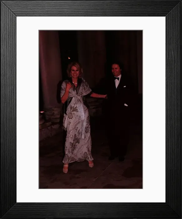 Framed Print : Joanna Lumley Actress 1998 Arriving at Hampton Court for Prince Charles 50th
