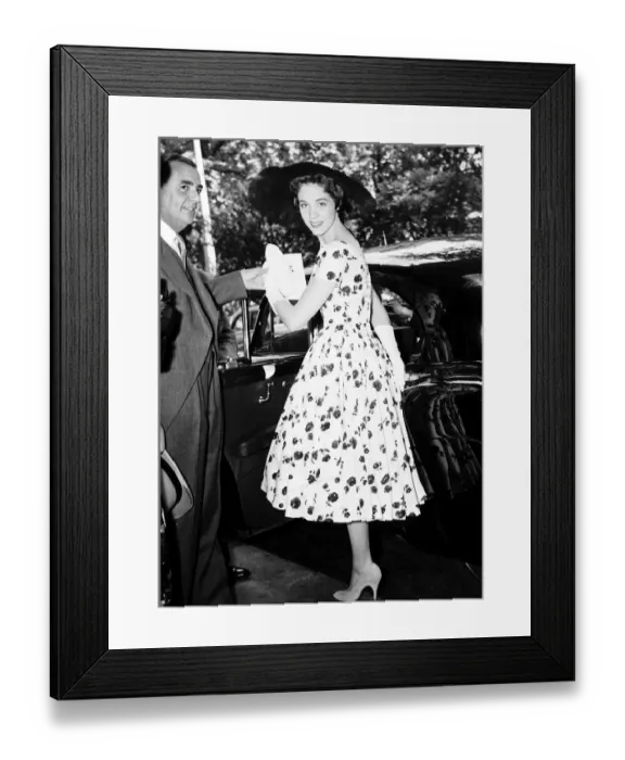 Framed Print : Julie Andrews Actress