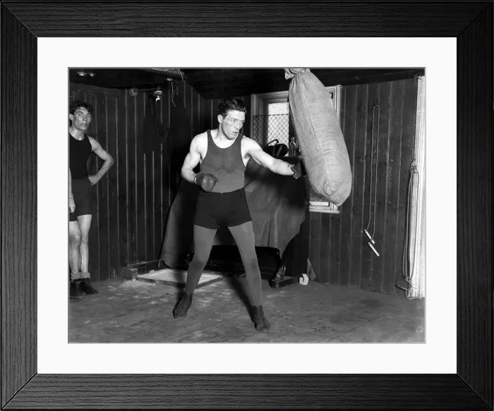 Framed Print : Boxer Ted Kid'Lewis in training Nov 1920 Framed Print : Boxer Ted Kid'Lewis in training Nov 1920