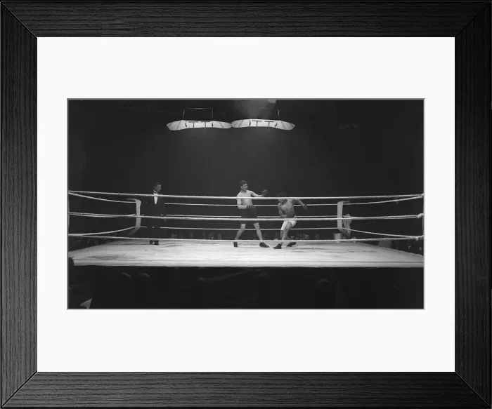 Framed Print : Boxing Johnny Griffith v Francis Charles Dec 1919 Framed Print : Boxing Johnny Griffith v Francis Charles Dec 1919