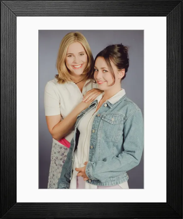 Framed Print : Television presenter Jenni Falconer with friend Vicki Simpson. 24th July 1996 Framed Print : Television presenter Jenni Falconer with friend Vicki Simpson. 24th July 1996