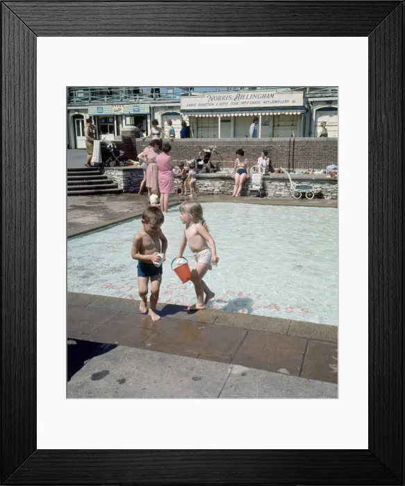 Framed Print : The Childrens pool on Brightons Seafront. 1st June 1968 Framed Print : The Childrens pool on Brightons Seafront. 1st June 1968