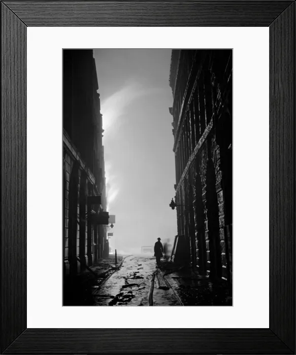 Framed Print : Fire of H. E. Blitz on the city of London on the night of the 29th December 1940 Framed Print : Fire of H. E. Blitz on the city of London on the night of the 29th December 1940