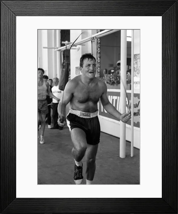 Framed Print : Brian London July 1966 Boxer British Heavyweight aged 32 Pictured during training